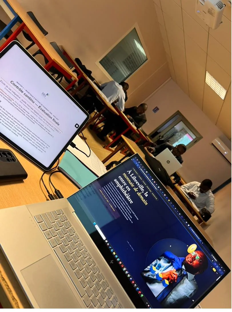 Workstations of the executives in training